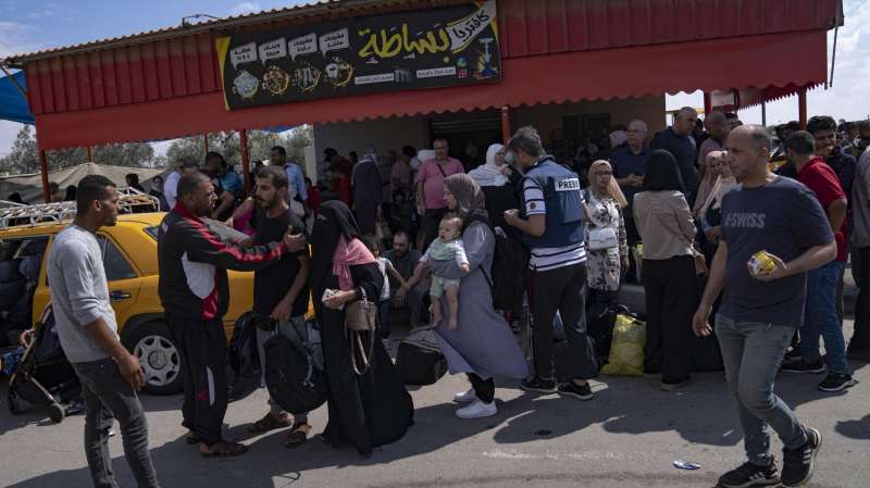 КПП "Рафах" опубликовал новые списки эвакуируемых из Газы иностранцев