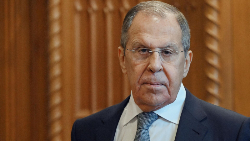 Лавров и Дарчиев прибыли на Аляску