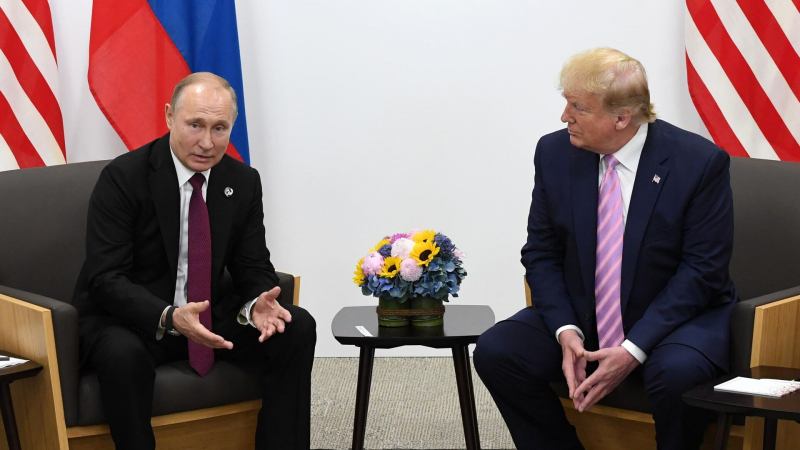 МИД назвал возможные темы для обсуждения на встрече Путина и Трампа