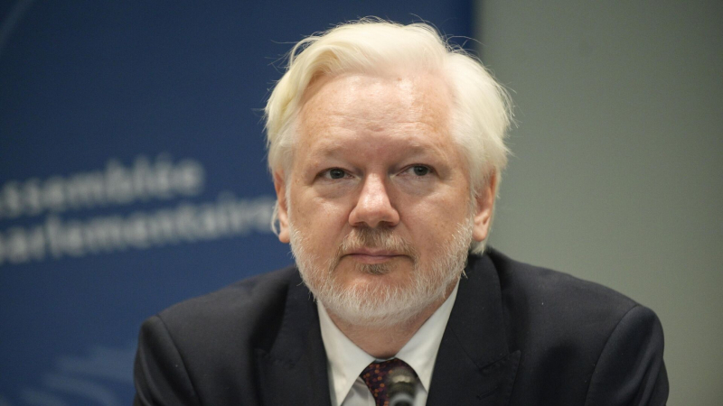 Основатель WikiLeaks присоединился к пропалестинским протестам в Австралии