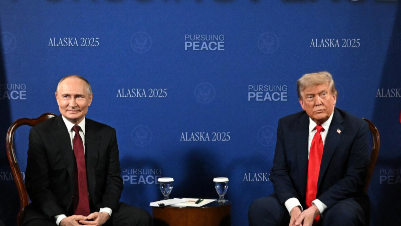 Путин и Трамп ведут переговоры уже два часа