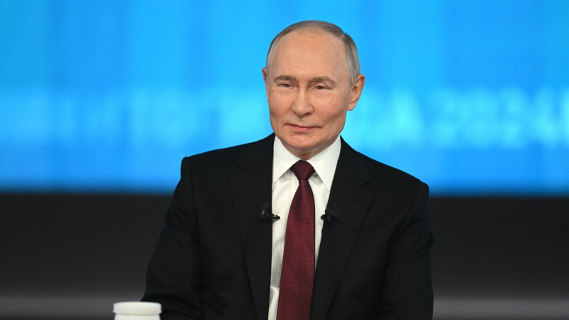 Путин: "Ситуация в экономике стабильная и надежная"